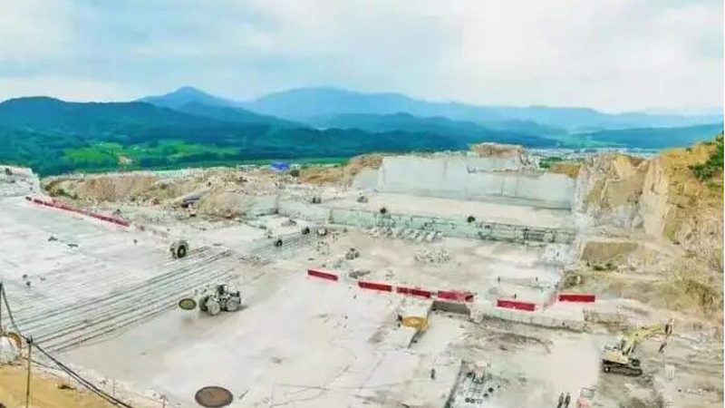 石材马赛克与陶瓷马赛克：硬度之争，揭秘真相